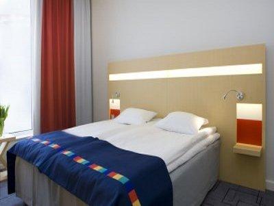 Western Park 4*